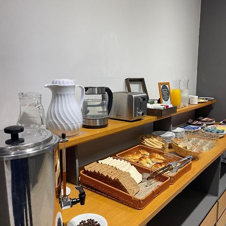 Urquiza Suites Salta Kültér fotó