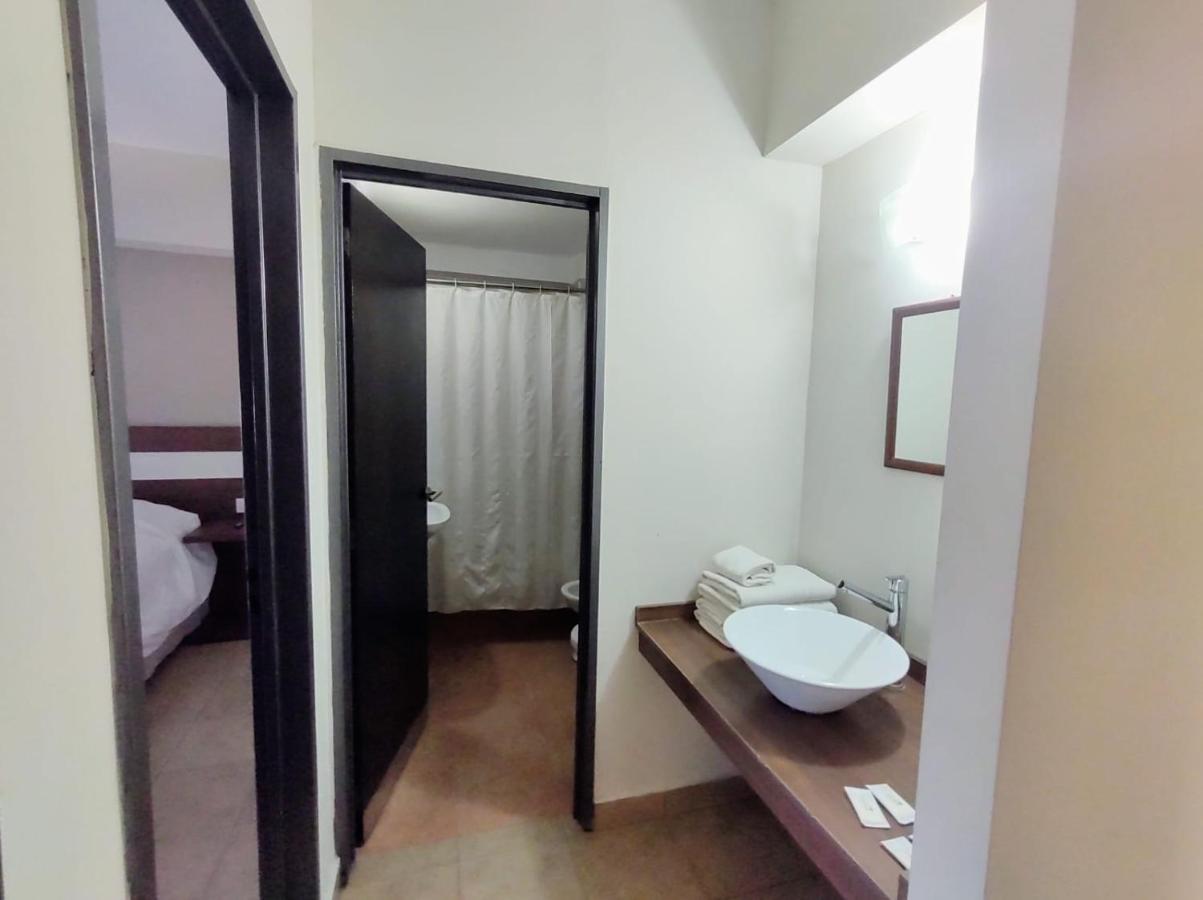 Urquiza Suites Salta Kültér fotó