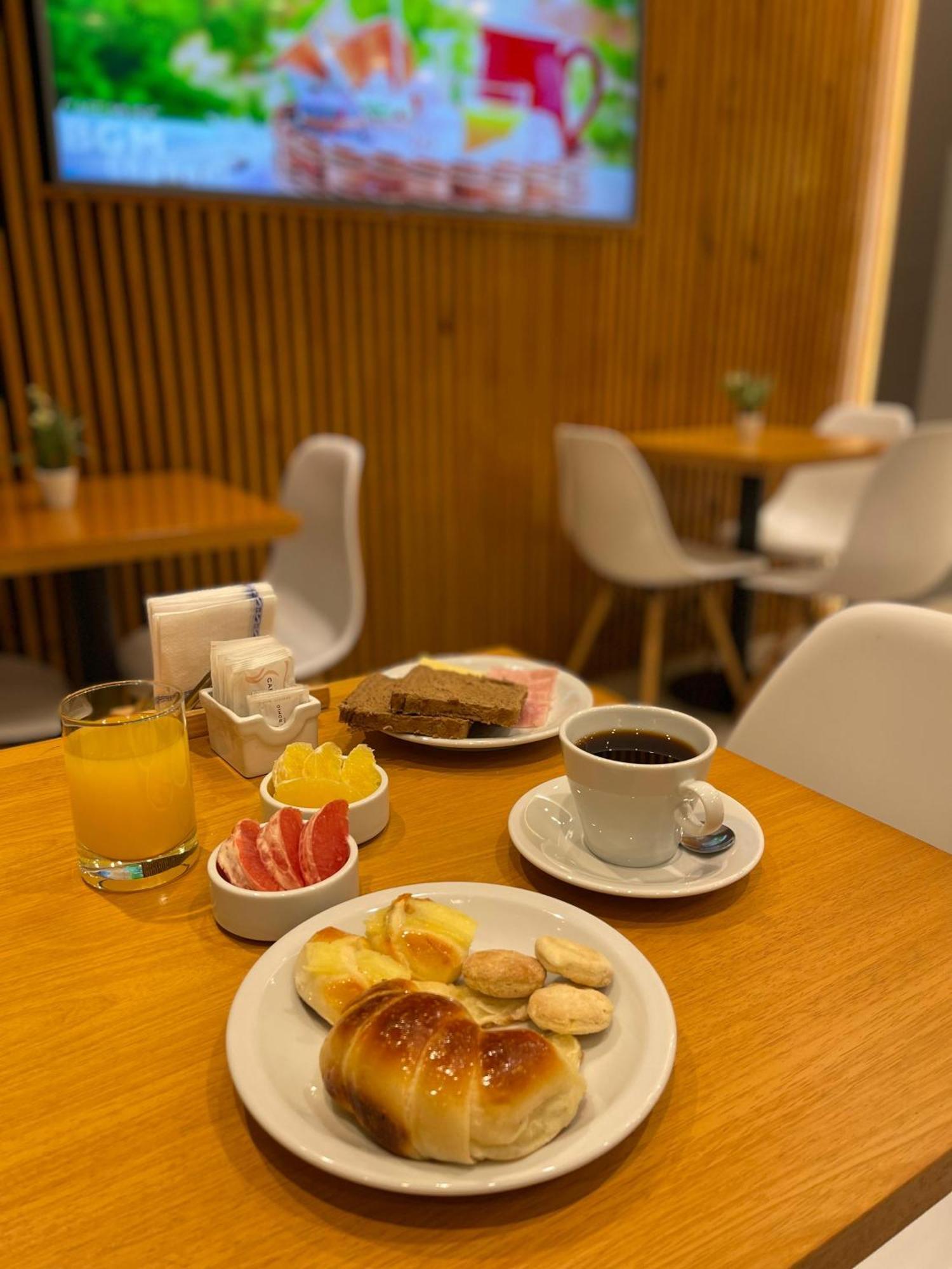 Urquiza Suites Salta Kültér fotó